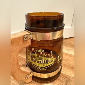 Vintage Mount Rushmore, SD Corn Palace, Bad Lands, Buffalo Mug w/ Wooden Handle